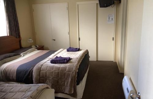 Methven Cabin | Cedar Chalets and Barkers Lodge