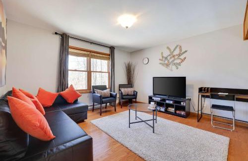 Albrightsville House | Cedar Cove Retreat Pool BBQ Game Room