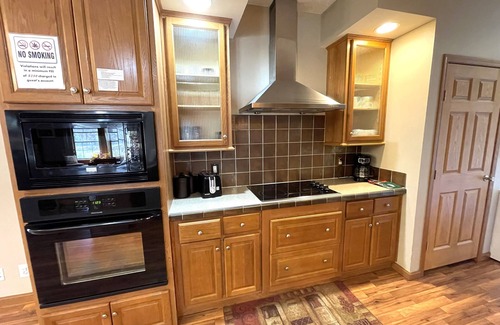 Spring Brook House | Cedar Grove Cottage @ Spring Brook Resort