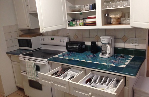 DeLand House | Cedar House Close to Beach, Attractions, Stetson Univ, Sky Dive Deland, fishing