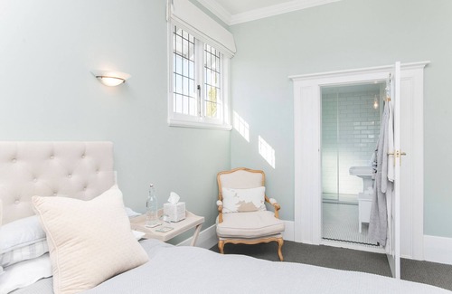 Gisborne Bed & Breakfast | Cedar House