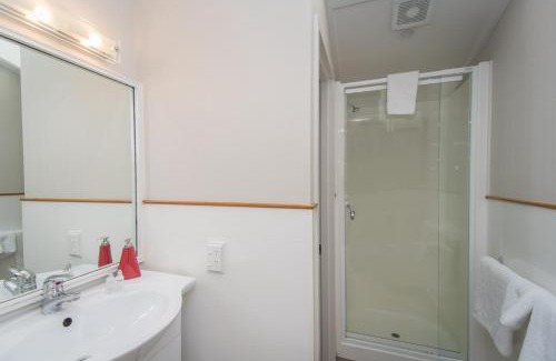 Timaru Hotel | Cedar Lodge Motel