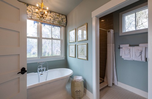 Waverly House | Cedar Lodge on Honey Creek