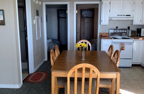 Prudenville Cottage | Cedar Oaks Lakeside Resort - Houghton Lake - Formally Ohana/Riviera Resort.
