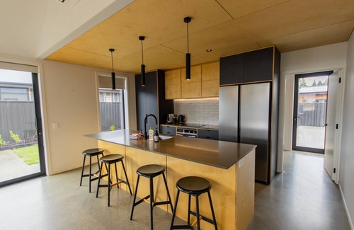 Twizel House | Cedar Peaks, Twizel.