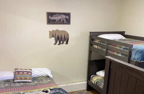 Mammoth Creek Cabin | Cedar Pine Cabin at Panguitch Lake