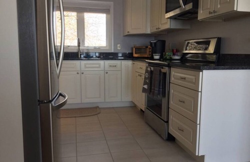 Grand Isle Apartment | Cedar Point Lakefront Suite