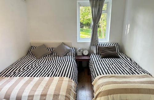 Barnhill Apartment | Cedar Wembley Park Serviced Apartments by Edens