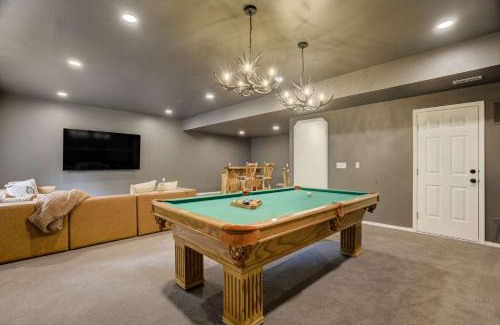 Woodland Park House | Cedarstone Lodge Luxe Mountain Retreat w Hot Tub