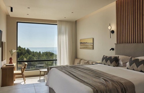 Leivathos Hotel | Celestial All Suites