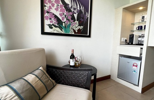 Lubok Buaya Hotel | Cenang Plaza Beach Hotel