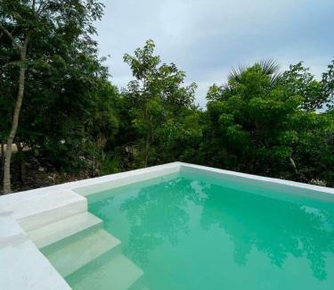 Lazaro Cardenas Resort | Cenote Escondido Villas y Camping