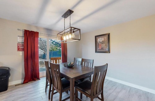 Littleton House | Centennial 4 King Beds Private Large Updated Home