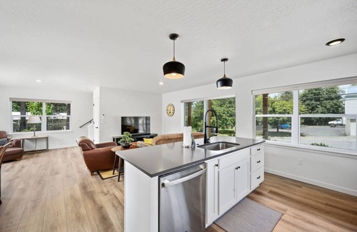 Coeur d'Alene House | Centennial Pines Retreat - A Cozy and Centrally Located Home