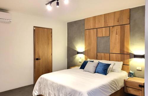 Zona Rosa Apartment | Center City Flats - Apartments in El Poblado near Park Lleras, Medellin!