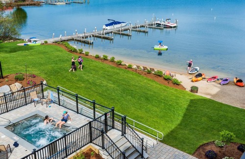 Center Harbor Hotel | Center Harbor Inn