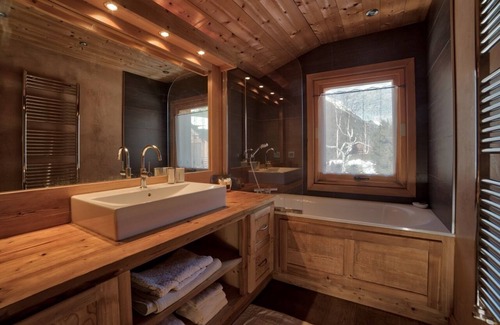 Les Praz-de-Chamonix Ski Chalet | Center town apartment in Chamonix Mont-Blanc