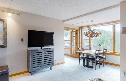 Copper Mountain Village Apartment | Center Village Hideaway