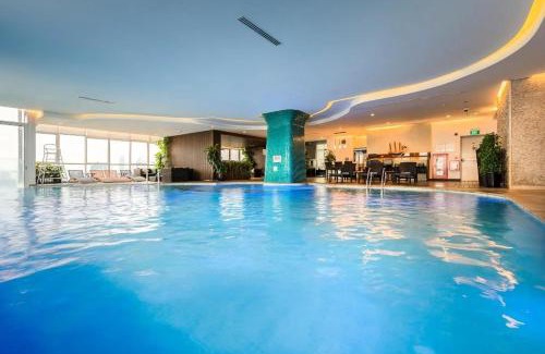 Ba Dinh Apartment | Centered modern Studio apartment with pool & gym