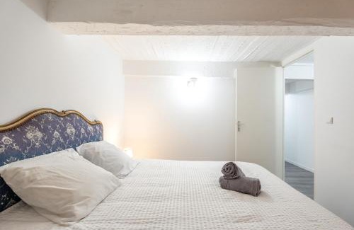 La Castellane Apartment | Central, 2 chambres, charmant.