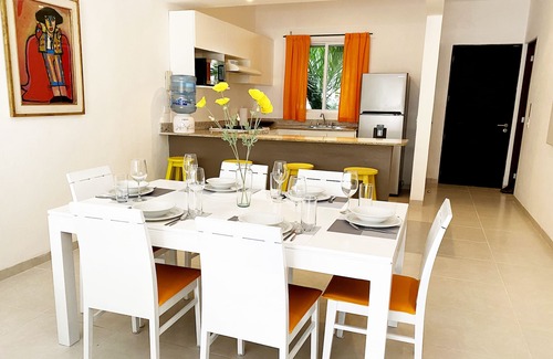 Zazil-ha Condo | Central 2BR, 1 Block to Beach, Large Private Roof, Pool, Parking, Rooftop Pool