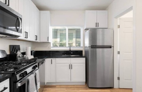 Southeastern Sacramento House | Central 2BR, 1BA & Arcade Crib in the heart of Sac
