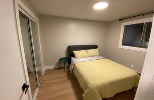 Southwest Edmonton Apartment | Central 2br Near Unveristy And Whyte Ave