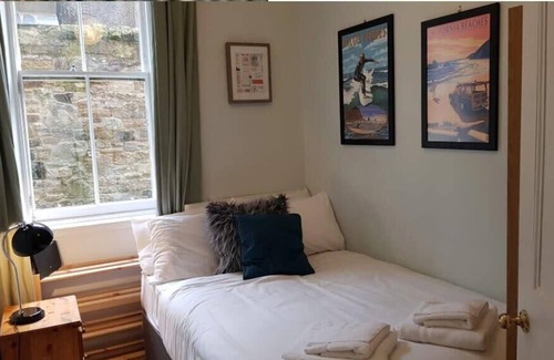Newington Apartment | Central 3 Bedroom next to Leafy Meadows