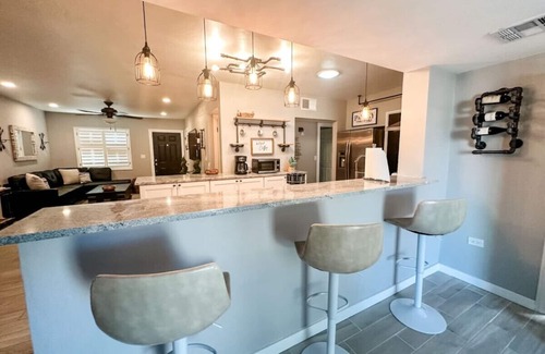 Rosemont West House | Central/3 BR 1 BA/Fenced Yard/Carport/Cozy