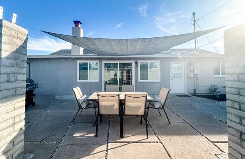 Rosemont West House | Central/3 BR 1 BA/Fenced Yard/Carport/Cozy