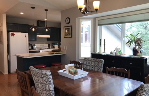 Swiss Manor House | Central AC-4 Bedroom-Arizona Trail