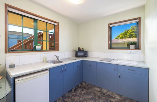 Kaikoura Apartment | Central | Affordable | Queen Studio 2 - KK521122, Central Location | Affordable | Queen Studio