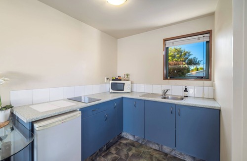 Kaikoura Apartment | Central | Affordable | Queen Studio 3 - KK491123, Central Location | Affordable | Queen Studio