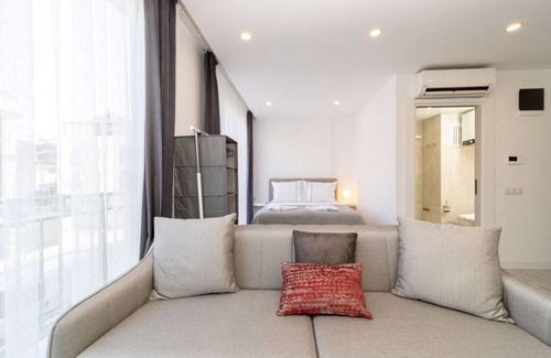 Eski Lara Apartment | Central and Modern Flat in Muratpasa