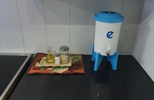 Zona 4 Apartment | Central Apartment + Parking + Airport Transfer + 2 Beths