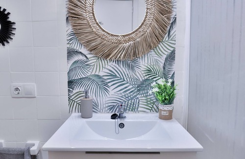 Ensanche Diputacion Apartment | Central apartment in Alicante