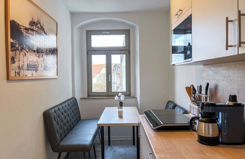Meissen Apartment | Central apartment for 4 people with kitchen, WiFi & private parking space