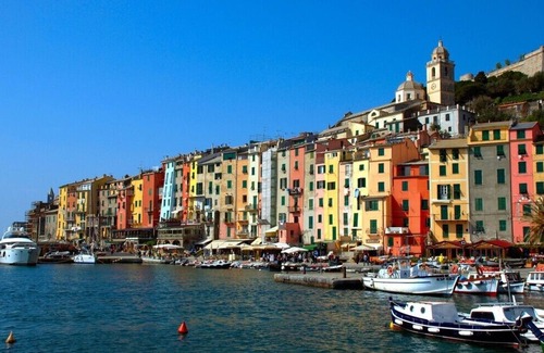 La Spezia Apartment | Central apartment in La Spezia, a few minutes from the Cinque Terre. In a quiet and peaceful area