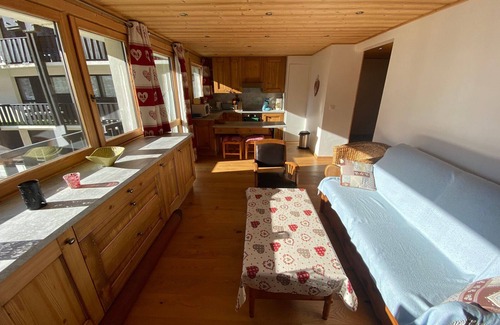 Chatel Apartment | Central Apartment Near Super-Châtel Gondola: Cozy Stay with Multi Pass at €3/Day!