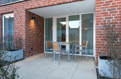 Langeoog Apartment | Central apartment with sunny terrace, sauna in the house - only 300 m to the beach!
