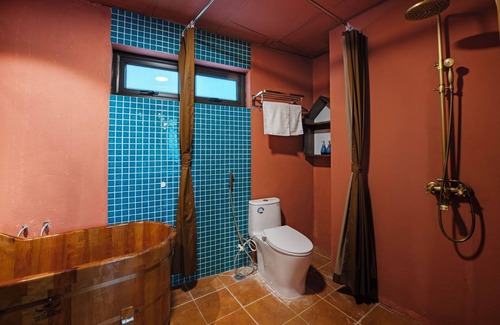 Old Quarter Apartment | Central Art Boutique Railside Respite 2bds Washer