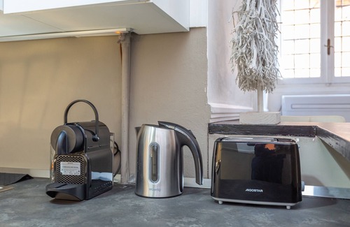Rione V Ponte Apartment | Central Charm near Piazza Navona - Cozy Loft for 2