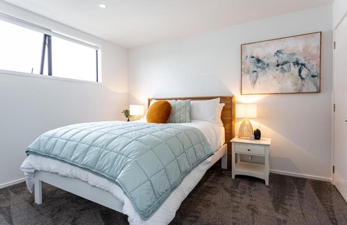 Christchurch City Centre House | Central City Haven - Christchurch Holiday Home