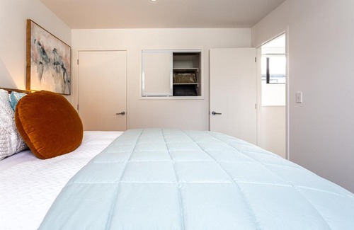 Christchurch City Centre House | Central City Haven - Christchurch Holiday Home