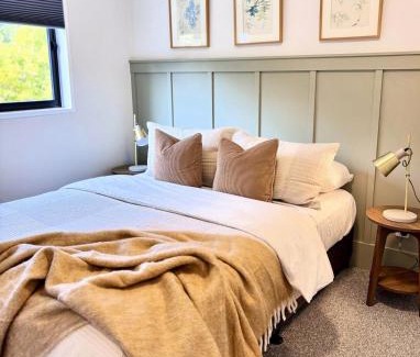 Queenstown City Centre Apartment | Central City Queenstown Retreat - 3 Bedroom Apartment