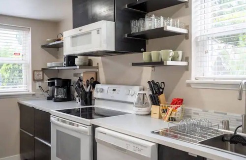 Bremerton House | ✨Central & Clean Fast Wifi w A/C-Ferry & Downtown walkable