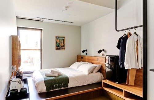 North Melbourne Hotel | Central Club Hotel - North Melbourne