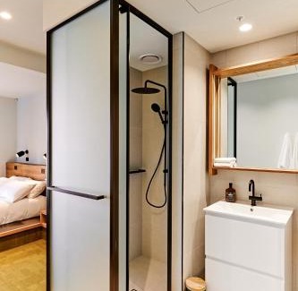North Melbourne Hotel | Central Club Hotel - North Melbourne