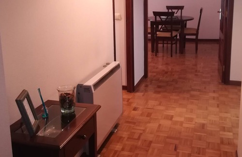 Vilagarcia de Arousa Condo | Central, comfortable and very bright. Ideal for family tourism.
