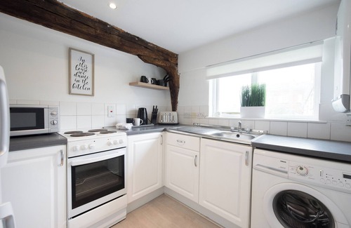 Colchester Apartment | Central Colchester - Just 3 Minutes Walk to Colchester Castle and High Street!